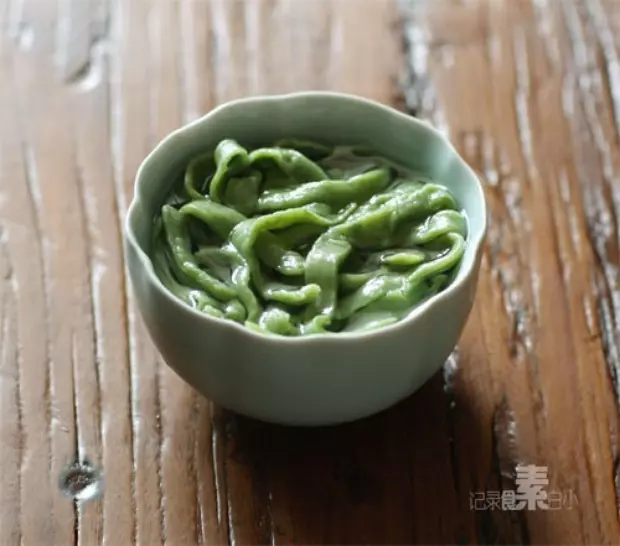 菠菜手擀麵