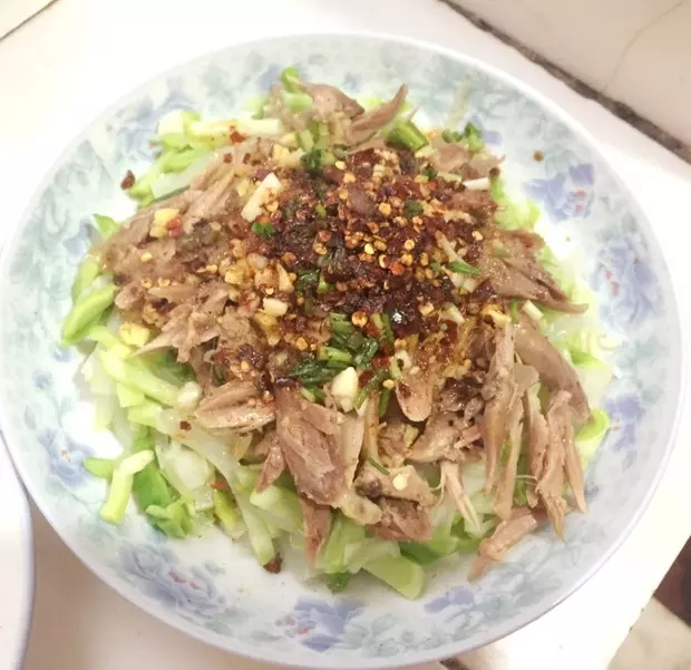 鸡丝拌儿菜（榨菜头）