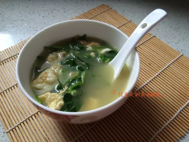 豌豆尖煎蛋湯