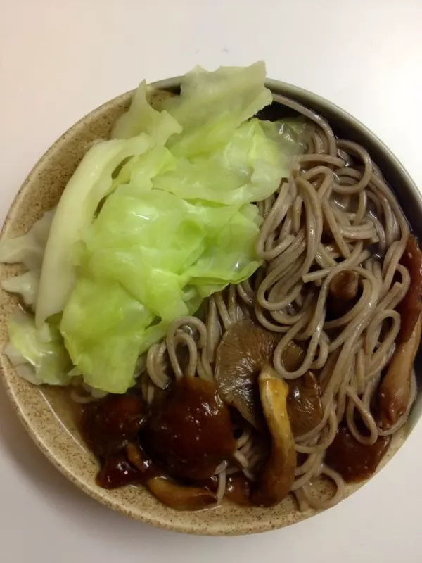 滑子菇味噌蕎麥麵