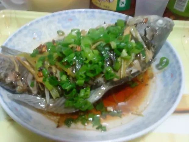 清蒸鯽魚