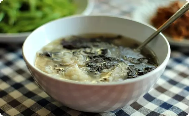 紫菜蝦皮疙瘩湯