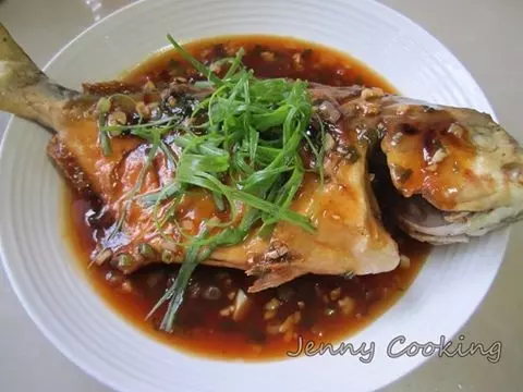 【糖醋金昌魚 Sweet and sour Golden Pompano】