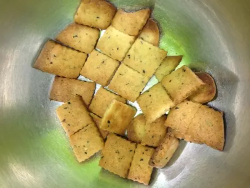 香料黑子饼干