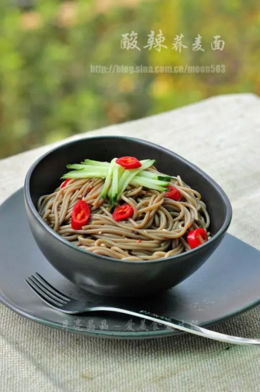 酸辣蕎麥麵