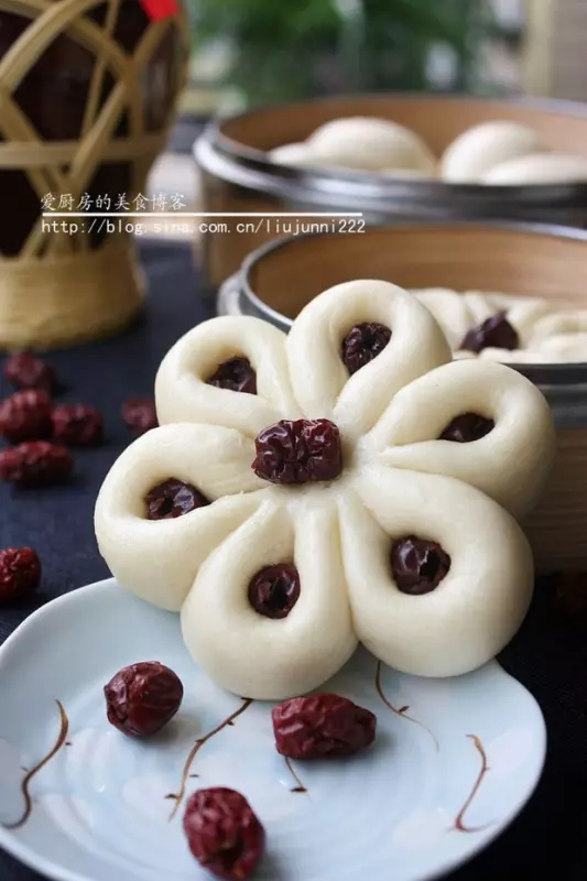 花朵紅棗饃