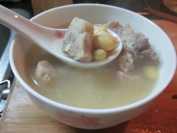 黃豆小排湯