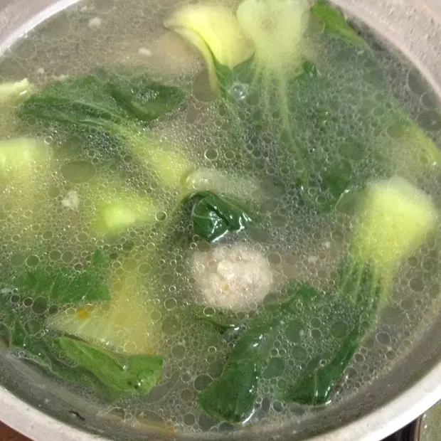 肉丸青菜湯