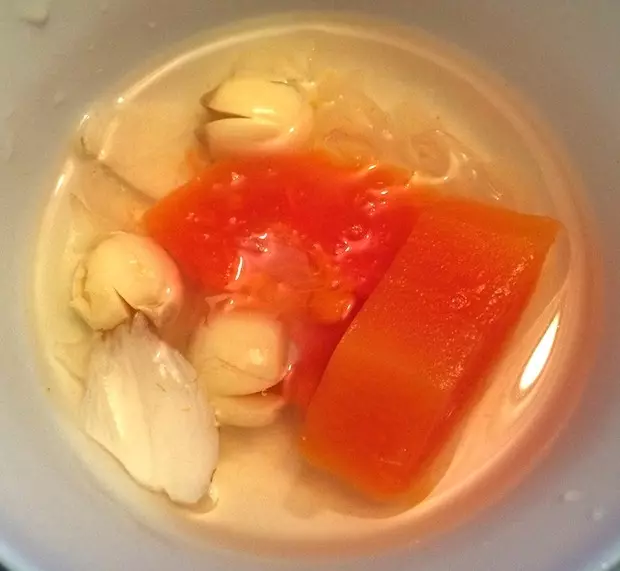 木瓜银耳甜汤