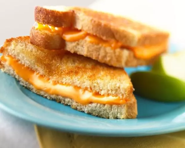 烤芝士三明治（Grilled Cheese Sandwich）