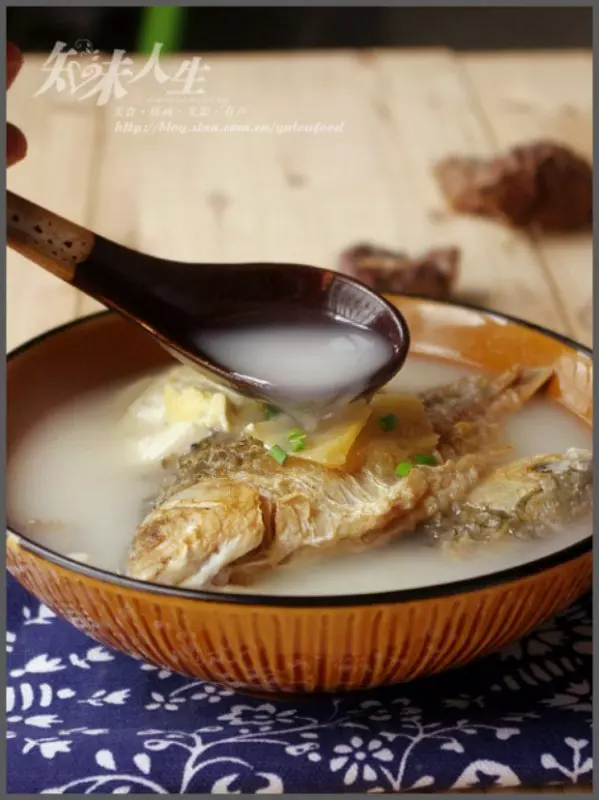 鯽魚豆腐湯