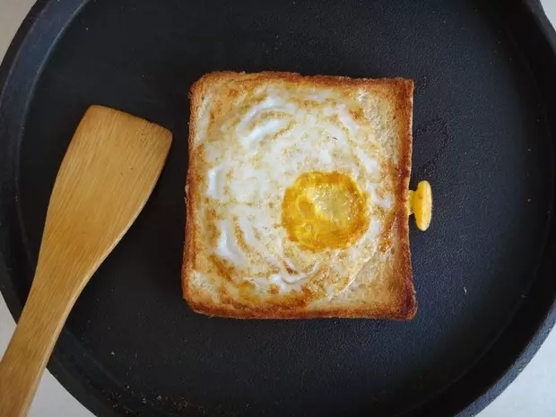 电饼铛版吐司煎蛋