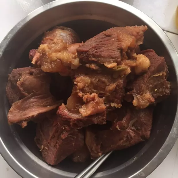 滷牛肉