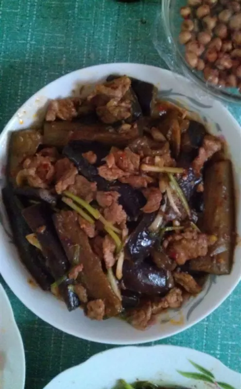 茄子烧肉