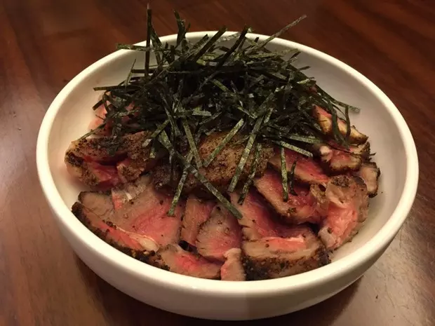 黑椒酥皮牛排片 Crusted Black Pepper Steak Slices