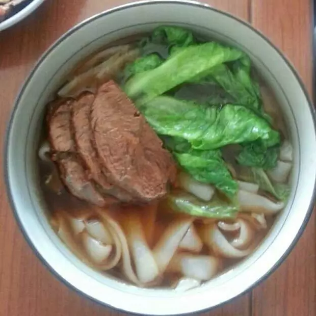 牛肉湯河粉