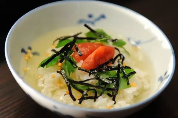 深夜食堂第三話の 梅子茶漬飯