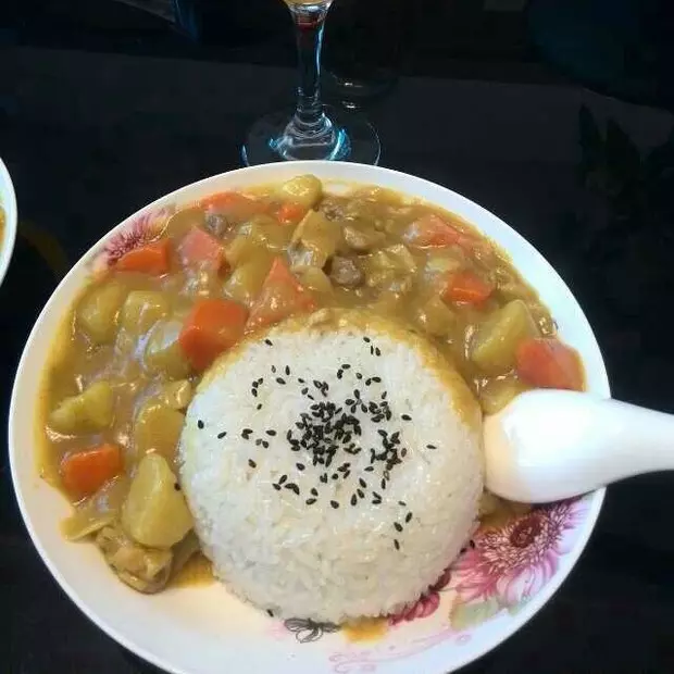 简易咖喱鸡块饭