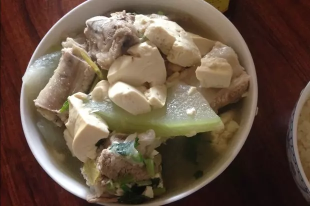 冬瓜豆腐炖排骨