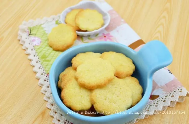 巧用榨汁机做饼干-椰子脆饼