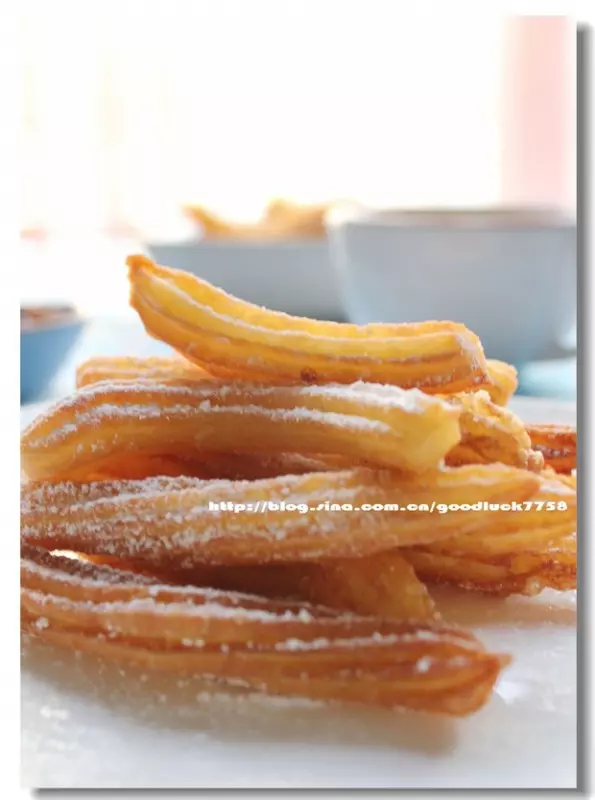 西班牙油条:吉拿(Churros)