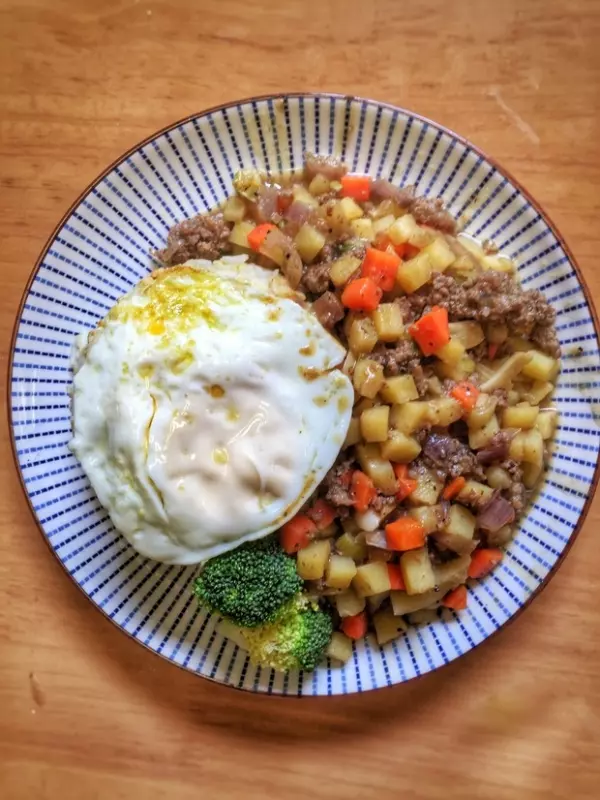 日式干免治牛肉饭