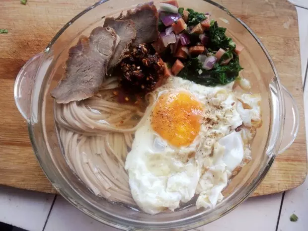 青菜牛肉蕎麥麵