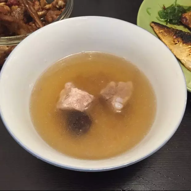 花旗參紅棗桂圓排骨湯