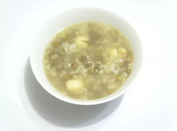 绿豆莲子粥