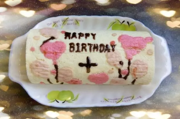 彩绘生日蛋糕卷