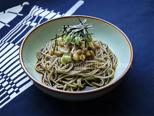 蘿蔔泥納豆蕎麥麵