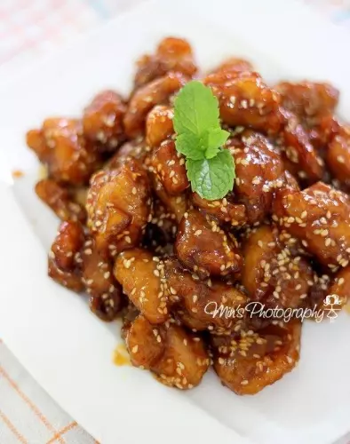 妈妈私房菜【蜜汁芝麻鸡块 Honey Sesame Chicken】