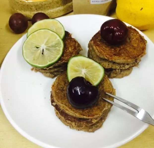 红豆薏仁粉香蕉牛奶松饼