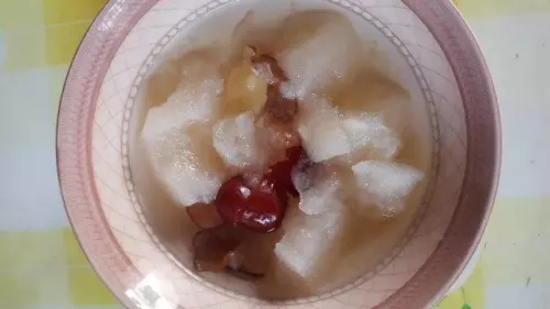 冰糖紅棗燉雪梨