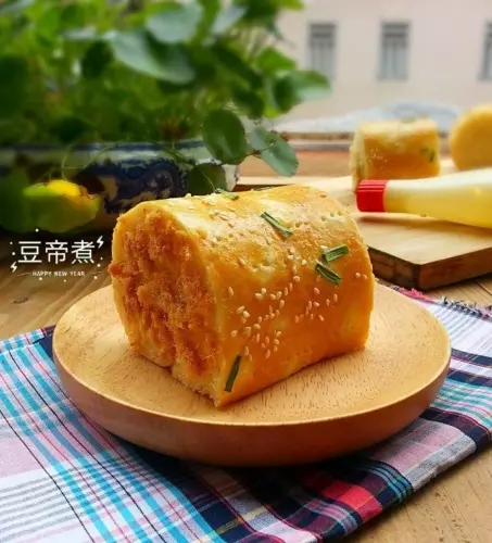 比狗不理包子还要香：肉松面包卷