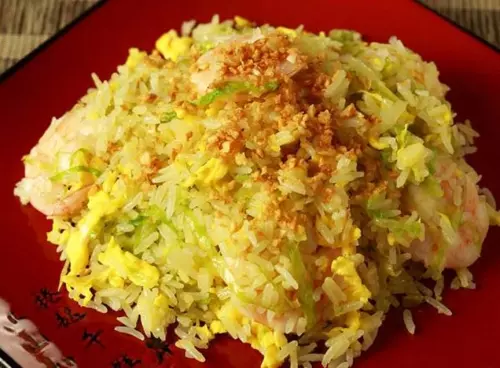 蒜香虾仁炒饭