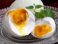 只需兩步簡單製作----自製紅油鹹鴨蛋的做法