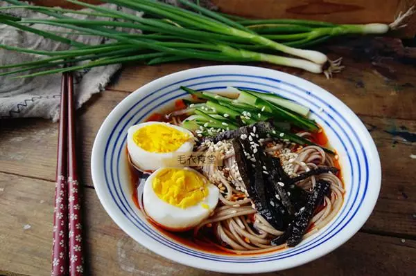 酸辣蕎麥麵的做法