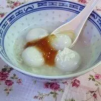 杏子酱醪糟汤圆的做法