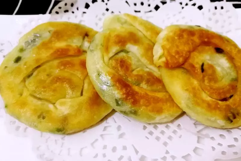 饺子皮版葱油饼