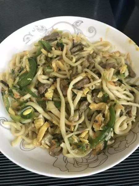 牛肉炒麵