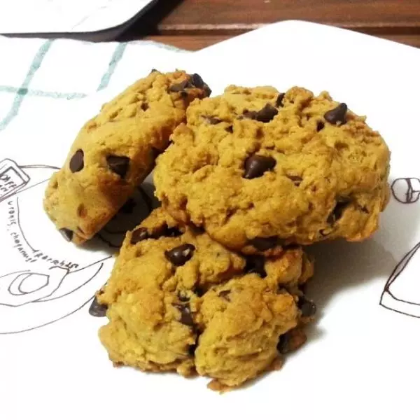 Chocolate chip cookies