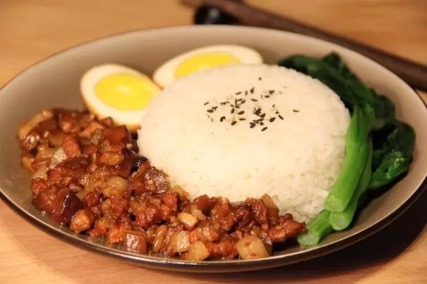 傳統滷肉飯-記錄滷肉飯的不同做法