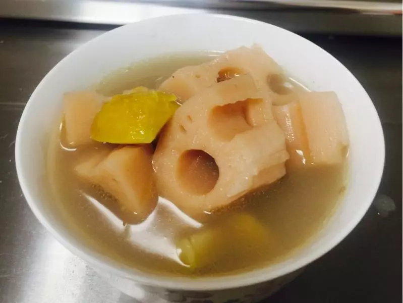 蓮藕栗子湯