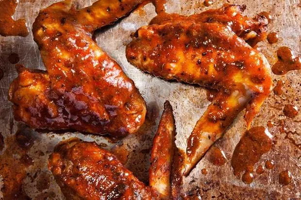 Slow Cooker Hot Wings