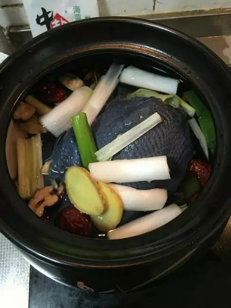 清燉雞湯雞湯