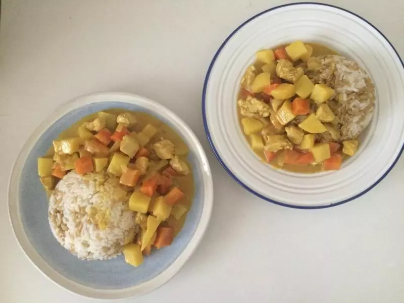 椰浆咖喱鸡肉饭