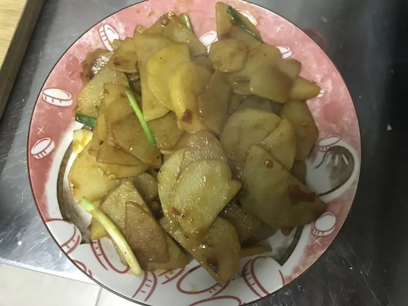 红烧土豆片