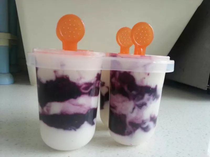 蓝莓酸奶冰棒