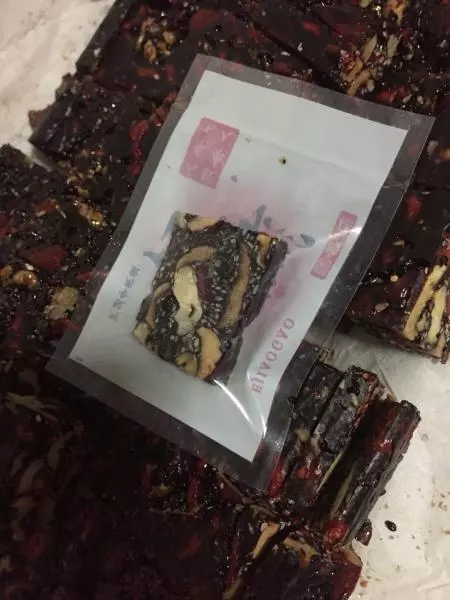 洋仔自製阿膠糕